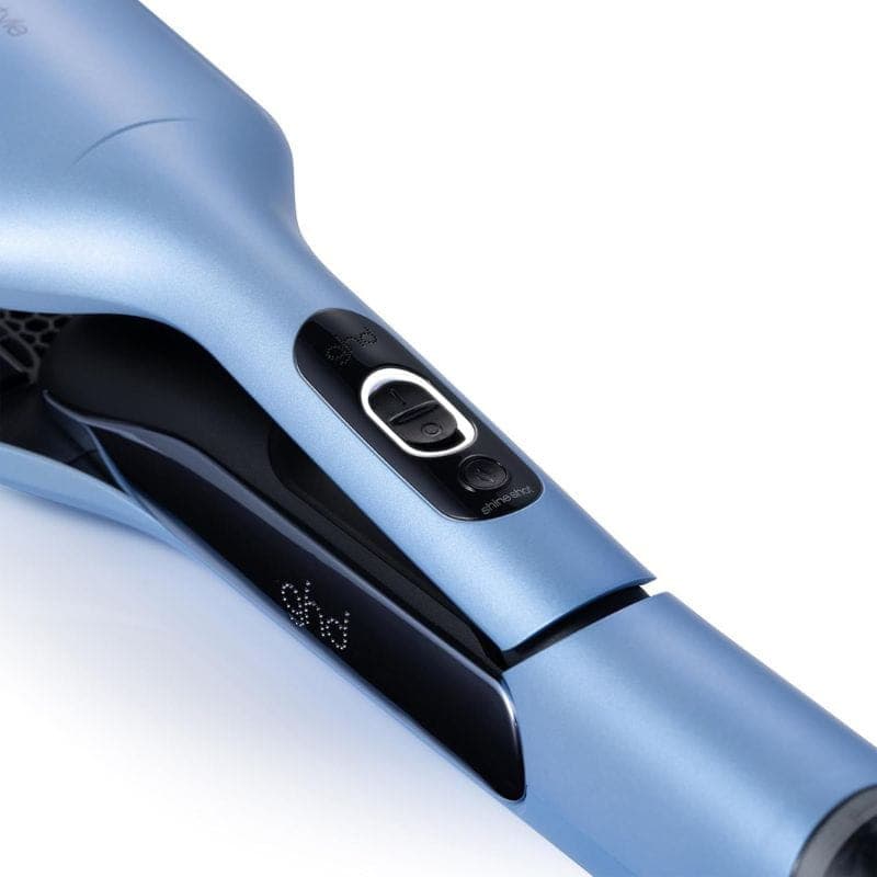 Gift Set Ghd Duet Style Ice Blue com acabamento azul gelo, corpo ergonômico, botões pretos e detalhes em preto brilhante para estilização precisa
