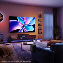Hisense 100E7Q PRO 100 pulgadas QLED 4K UHD en negro, pantalla sin marcos, colores vivos y alto contraste, montada en pared en salón moderno