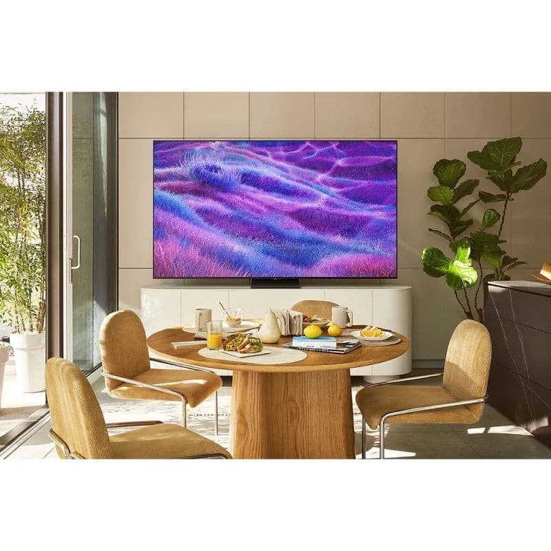 Samsung TQ55QN80FAU 55" 4K Ultra HD Neo QLED Smart TV Noir, image réelle sur un meuble de salon