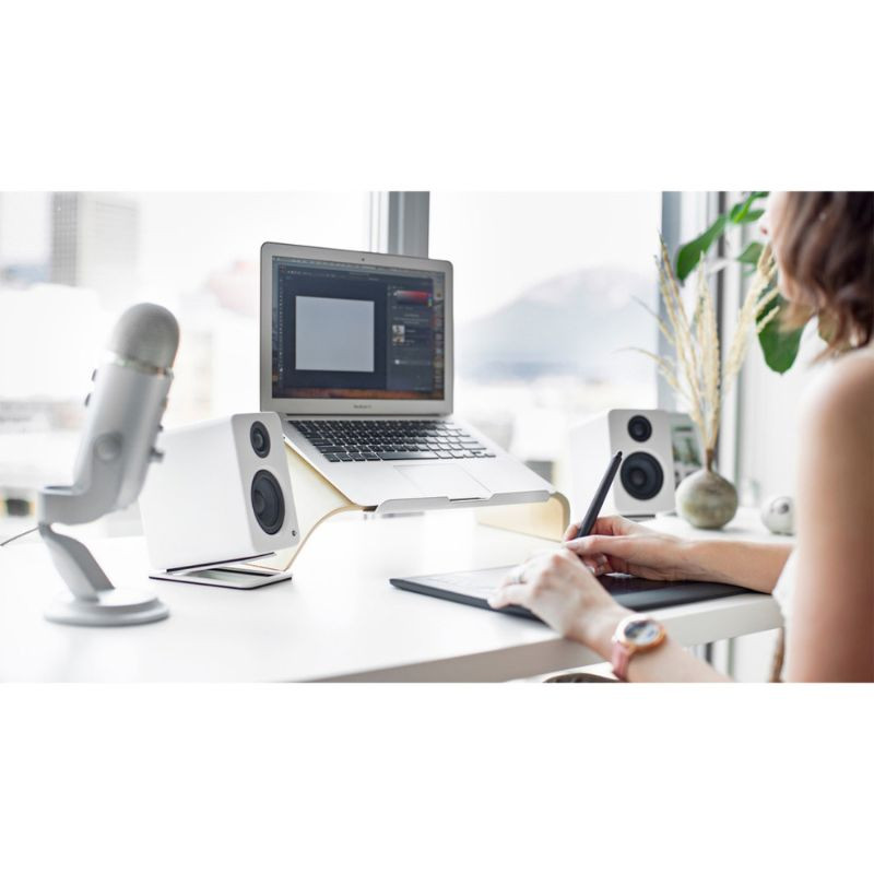 Kanto S2, Branco – par de suportes de secretária em ângulo, base retangular com acolchoamento antiderrapante, design minimalista para colunas compactas - Item2