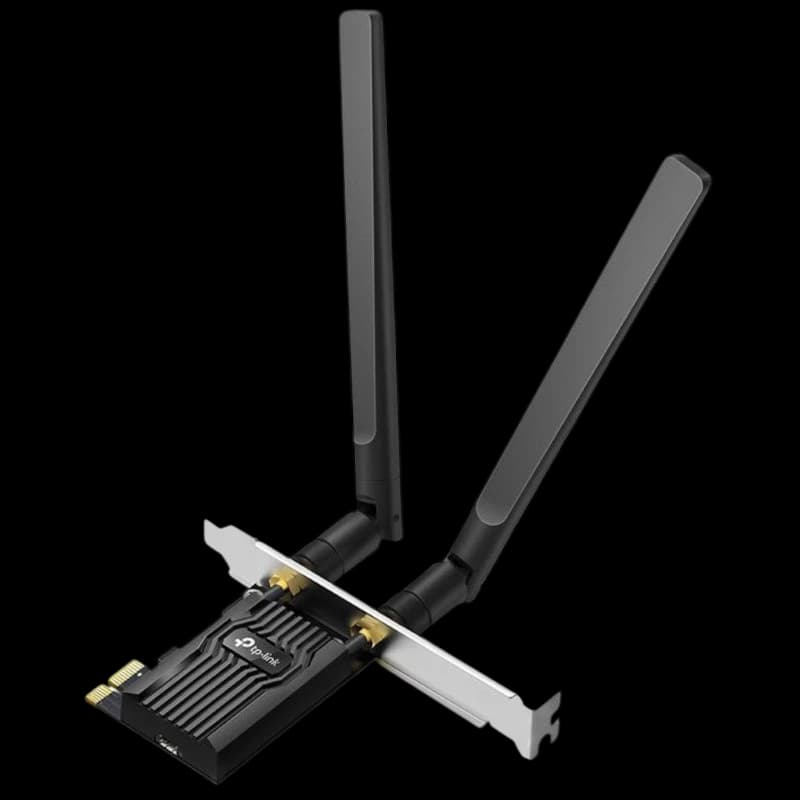 TP-Link Archer TX20E AX1800 : carte PCIe noire avec deux grandes antennes externes, dissipateur nervuré et équerre métal, Wi‑Fi 6 et Bluetooth 5.2