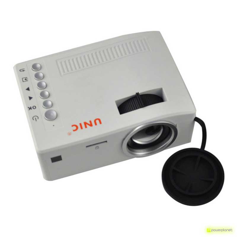 Projector UC18