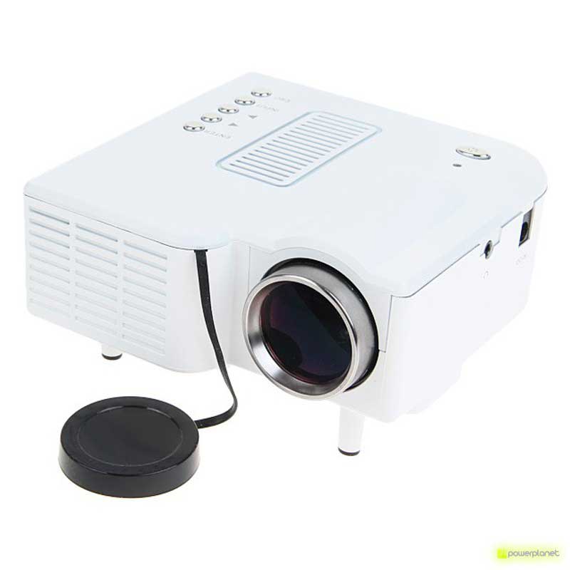 Proyector UC28