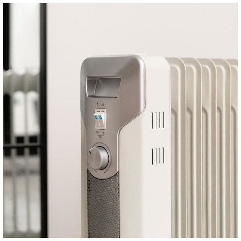Détail du thermostat du Chauffage Électrique à Huile Cecotec ReadyWarm 11000 Space 2500 W Blanc