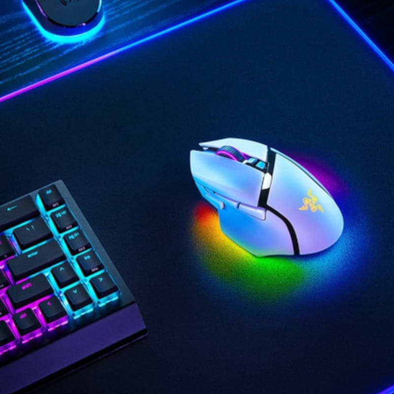 Razer Basilisk V3 Pro USB Bluetooth RGB Branco - Mouse para jogos - 30000 DPI Foto real