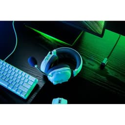 Vista cenital de los Auriculares Razer Blackshark V2 Pro Bluetooth Sonido 7.1 Blanco