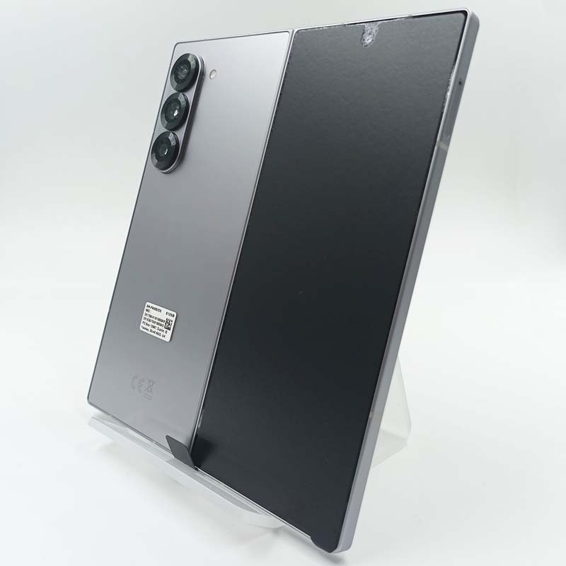 Samsung Galaxy Z Fold6 5G 12GB/512GB Cinzento - Telemóvel Renovado - Condição Premium - Item2
