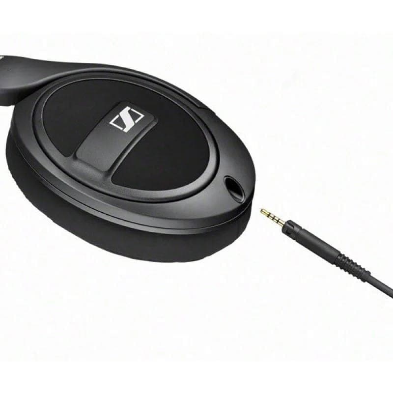 Sennheiser HD 569 Supraaurales Cable desmontable Negro - Auriculares con cable imagen conectando los auriculares