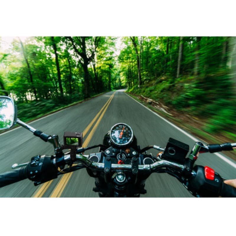 Véritable photo SJCAM SJ4000 Dual Screen Noir monté sur une moto