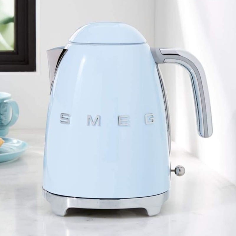 Smeg KLF03PBEU Hervidor Eléctrico 2400W 1,7L Azul