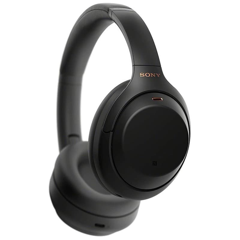 Fone over-ear preto com design minimalista, acolchoamento macio, logo Sony dourado, porta USB-C e controles laterais; aro ajustável e conchas giratórias.