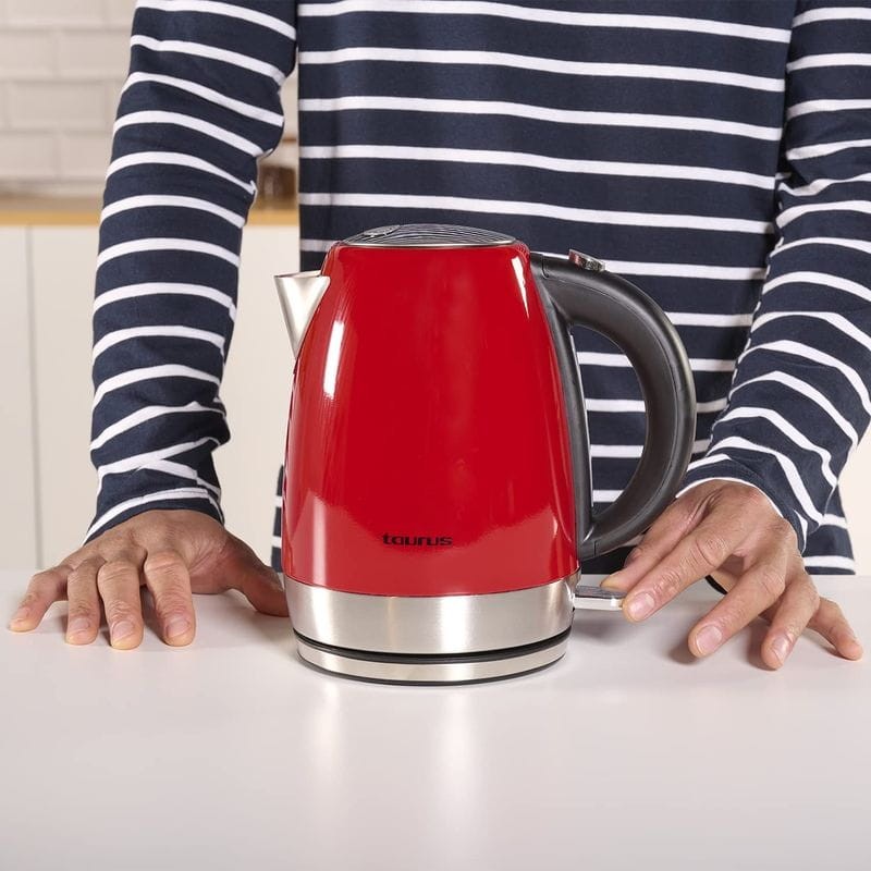 Taurus Vintage Red Hervidor El ctrico 2200W 1 7L Rojo