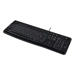 Teclado de Membrana Logitech K120 negro con cable USB, diseño de tamaño completo, teclas de perfil bajo y bloque numérico, distribución QWERTY en español