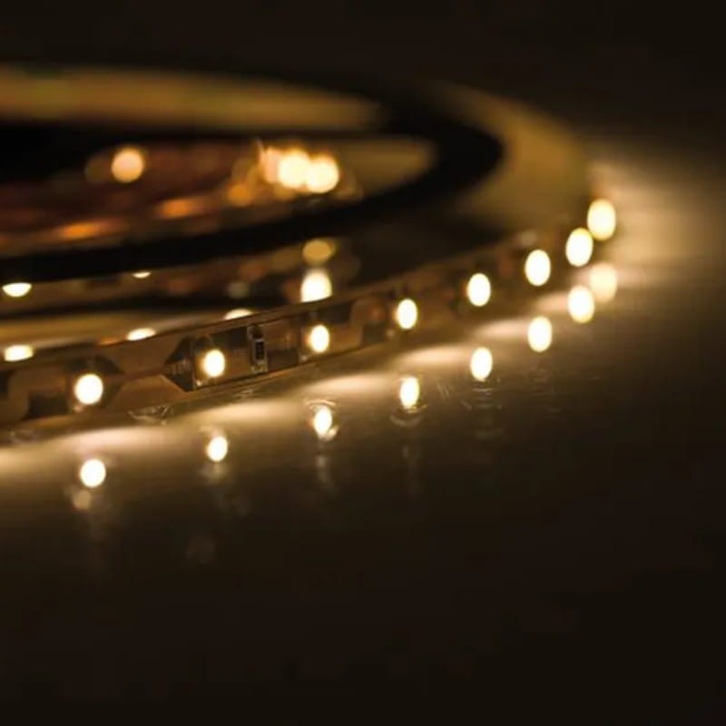 Fita LED Activejet AJE-Z300L3528WW LED 4 W 5 metros branco - Item1