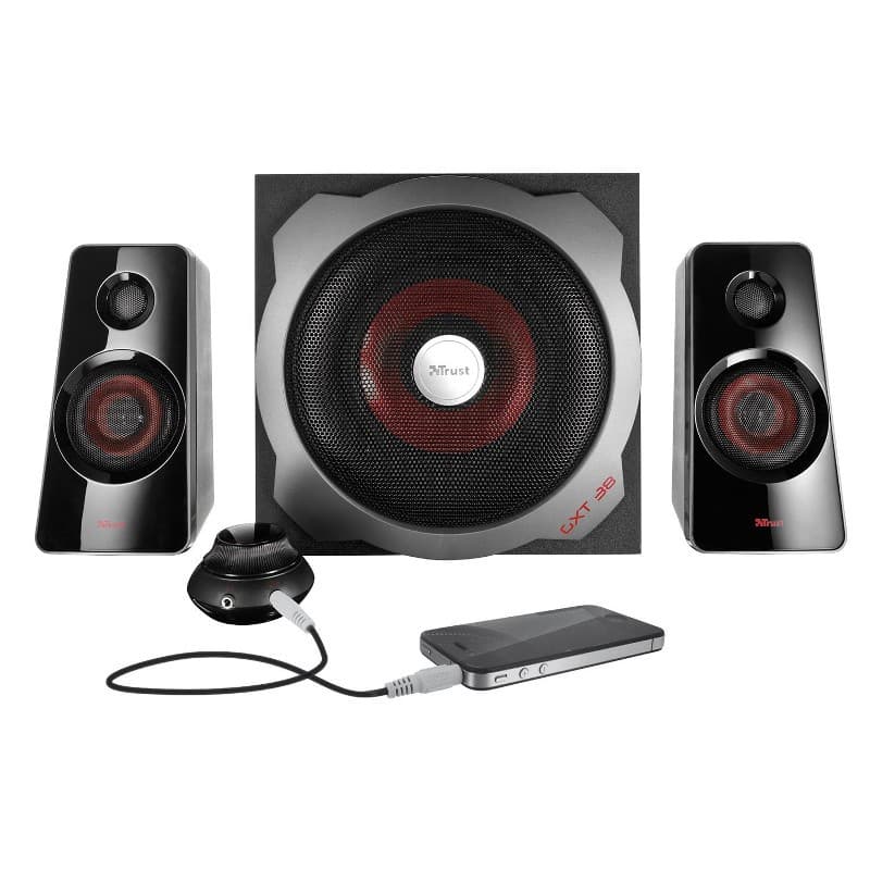 Trust GXT-38 Multimedia Speakers 2.1 avec caisson de basses noir et rouge, deux satellites brillants, commande filaire ronde et entrée jack pour smartphone