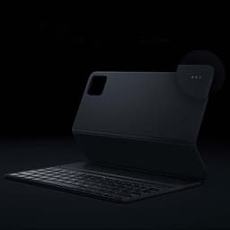 Capa com teclado para Xiaomi Pad 7 7 Pro 11,2 preta, design magnético, teclas retroiluminadas, recorte para câmera e suporte tipo estande ultrafino