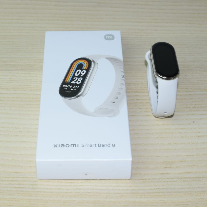 Xiaomi Smart Band 8 Correa Blanca y Negra