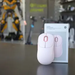 Foto frontal real do Xiaomi Wireless Mouse 3 Pink Wireless Mouse - 1200 DPI